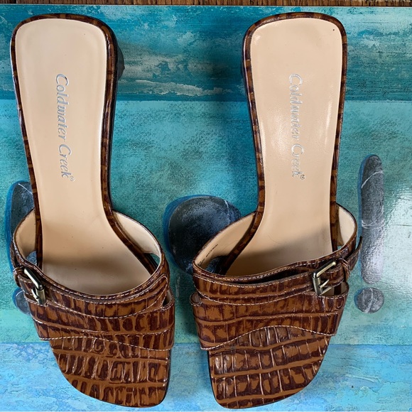 🍂 3 for $30 Brown Coldwater Creek Sandals - Picture 1 of 3